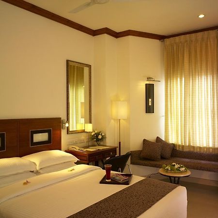 Nani Hotel Kollam Luaran gambar