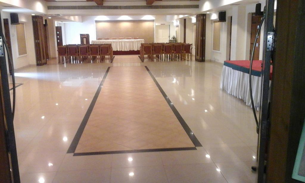 Nani Hotel Kollam Luaran gambar