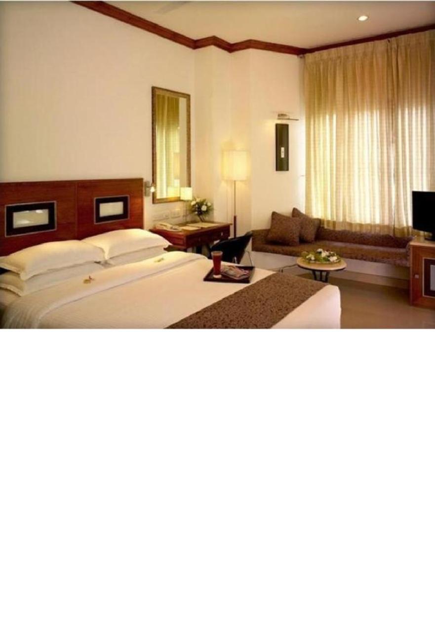 Nani Hotel Kollam Luaran gambar